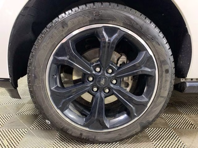 2022 Star White Metallic Tri-Coat Ford Expedition Max Limited 4X4 SUV
