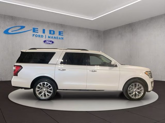 2018 White Platinum Clearcoat Metallic Ford Expedition Max Limited 4X4 SUV