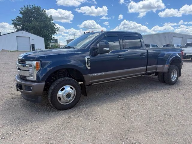 2019 Blue Jeans Metallic Ford Super Duty F-350 DRW King Ranch 4X4 Truck