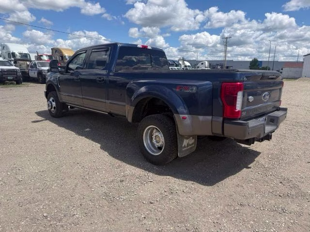 2019 Blue Jeans Metallic Ford Super Duty F-350 DRW King Ranch 4X4 Truck