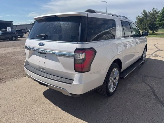2018 White Platinum Clearcoat Metallic Ford Expedition Max Limited 4X4 SUV