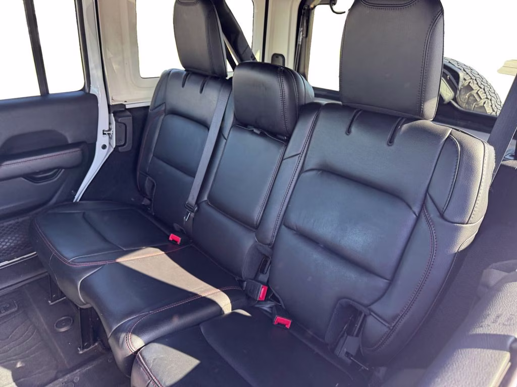 2020 Bright White Clearcoat Jeep Wrangler Unlimited Rubicon 4X4 SUV