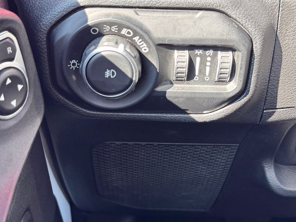 2020 Bright White Clearcoat Jeep Wrangler Unlimited Rubicon 4X4 SUV