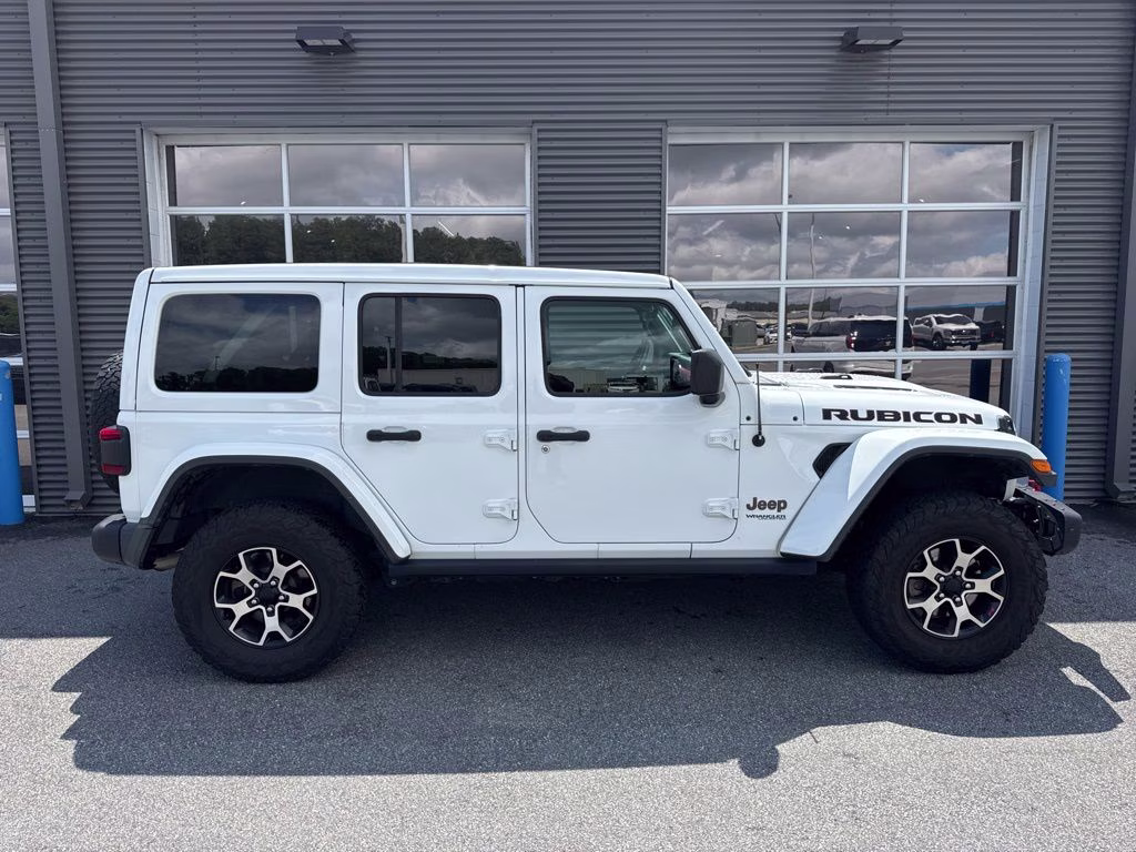 2020 Bright White Clearcoat Jeep Wrangler Unlimited Rubicon 4X4 SUV