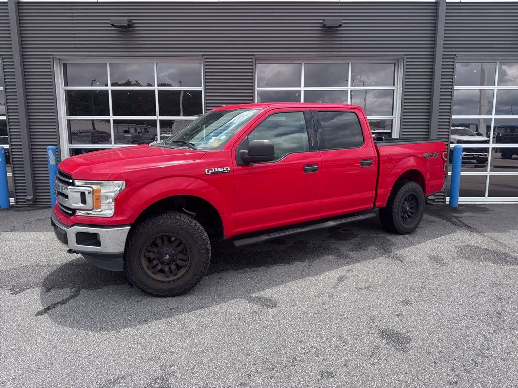 2018 Race Red Ford F-150 XLT 4X4 Truck