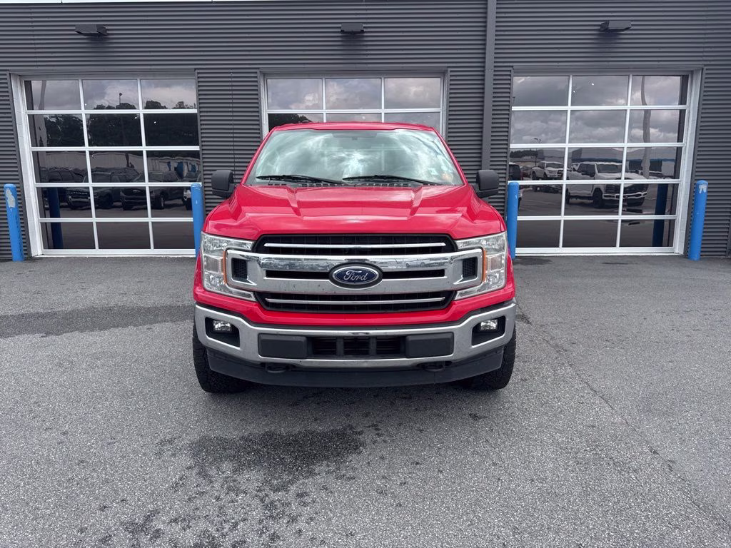 2018 Race Red Ford F-150 XLT 4X4 Truck