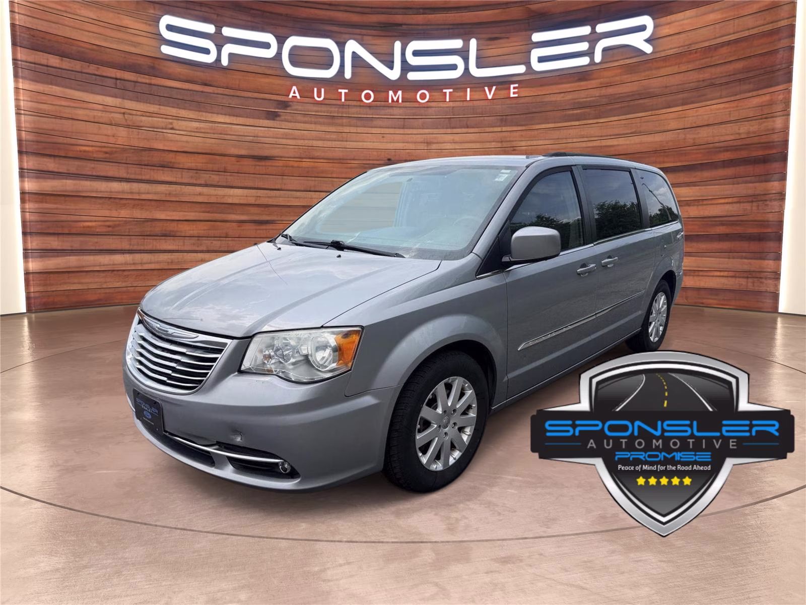 2015 Billet Silver Metallic Clearcoat Chrysler Town & Country Touring FWD Van