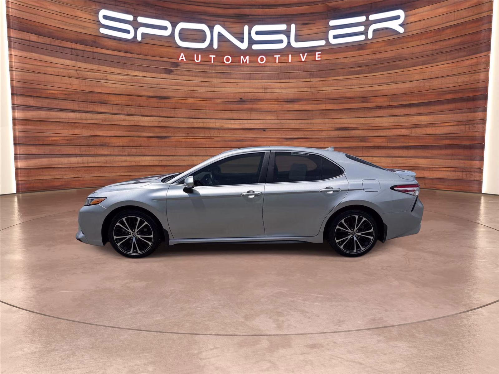 2020 Celestial Silver Metallic Toyota Camry SE FWD Sedan