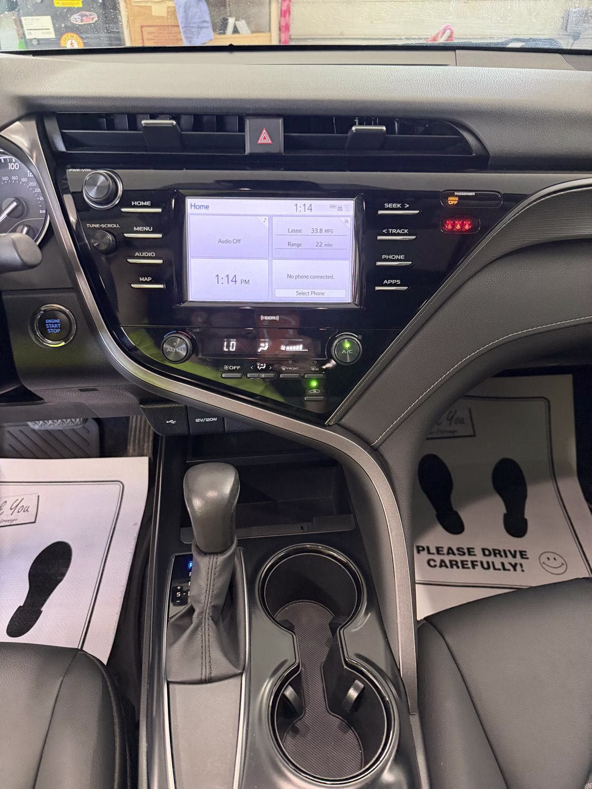 2020 Celestial Silver Metallic Toyota Camry SE FWD Sedan