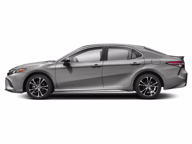 2020 Celestial Silver Metallic Toyota Camry SE FWD Sedan