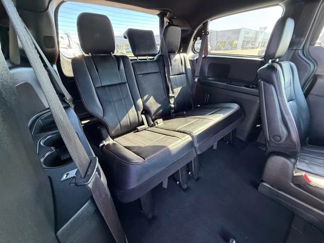 2019 Granite Pearlcoat Dodge Grand Caravan GT FWD Van