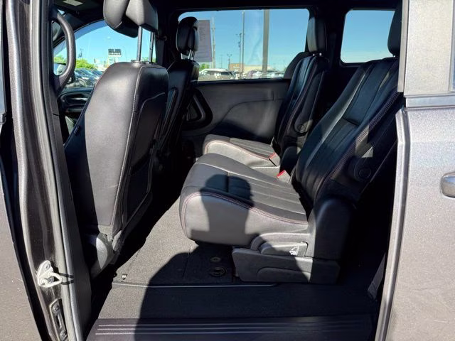 2019 Granite Pearlcoat Dodge Grand Caravan GT FWD Van