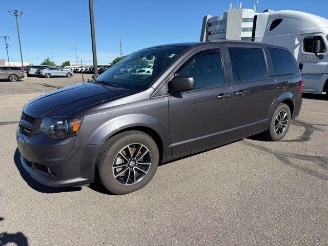 2019 Granite Pearlcoat Dodge Grand Caravan GT FWD Van
