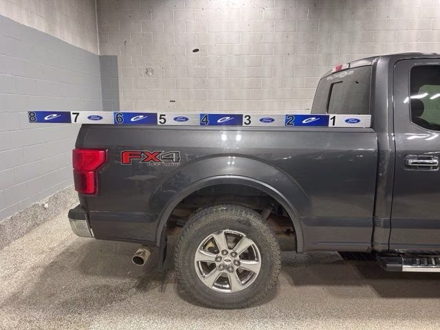 2019 Magnetic Metallic Ford F-150 Lariat 4X4 Truck