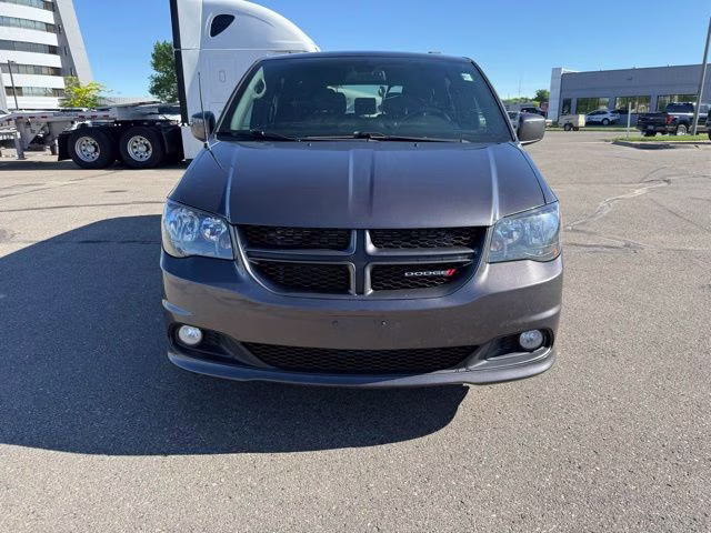 2019 Granite Pearlcoat Dodge Grand Caravan GT FWD Van
