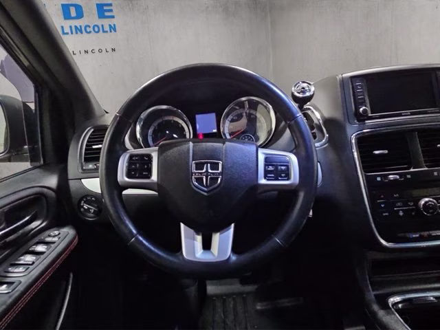2019 Granite Pearlcoat Dodge Grand Caravan GT FWD Van