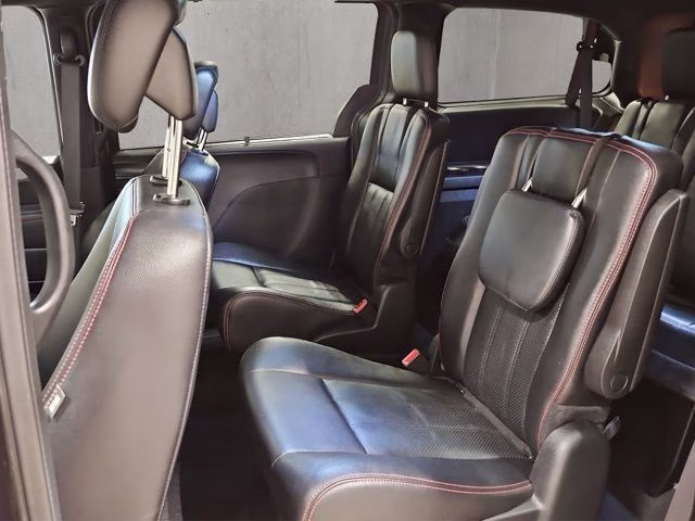 2019 Granite Pearlcoat Dodge Grand Caravan GT FWD Van