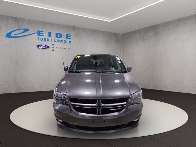 2019 Granite Pearlcoat Dodge Grand Caravan GT FWD Van