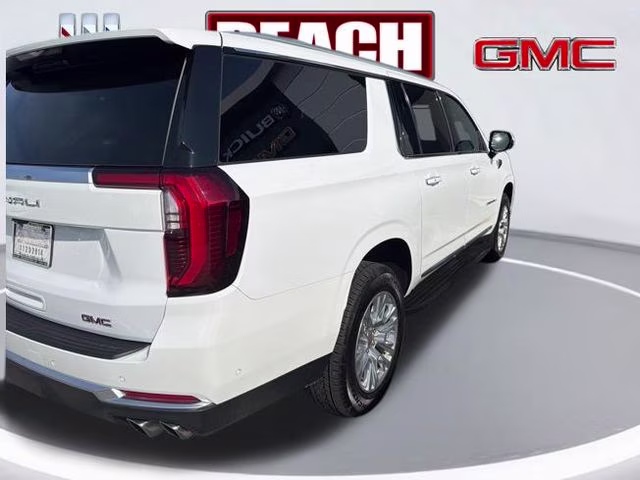 2025 Summit White GMC Yukon XL Denali RWD SUV