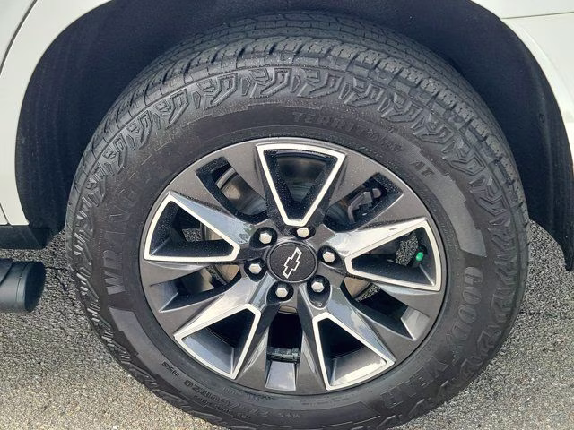 2023 Summit White Chevrolet Tahoe Z71 4X4 SUV