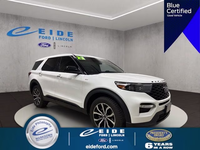 2022 Star White Metallic Tri-Coat Ford Explorer ST-Line 4X4 SUV