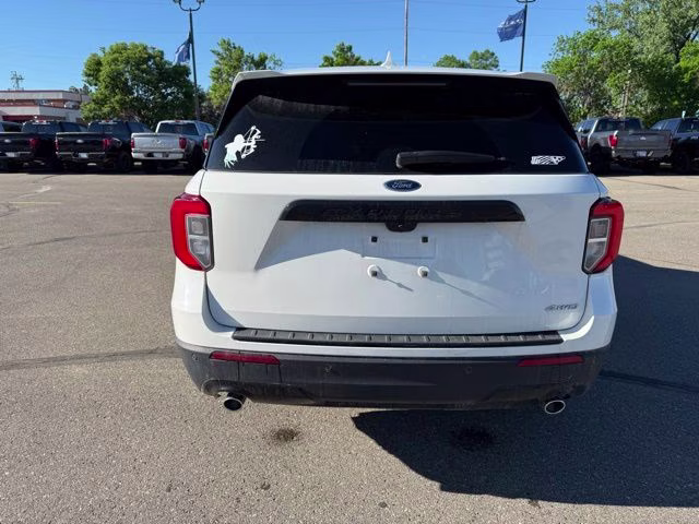 2022 Star White Metallic Tri-Coat Ford Explorer ST-Line 4X4 SUV