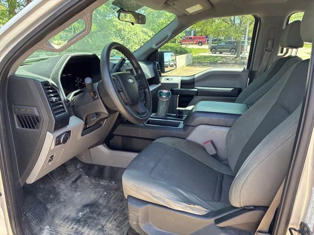 2015 Silver Ford F-150 XL 4X4 Truck