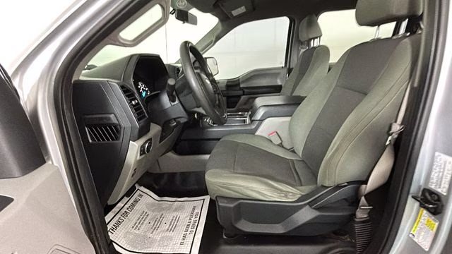2015 Silver Ford F-150 XL 4X4 Truck
