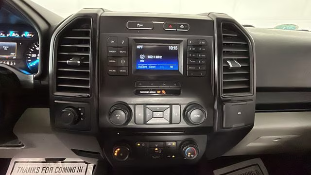 2015 Silver Ford F-150 XL 4X4 Truck