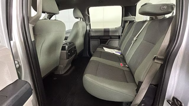 2015 Silver Ford F-150 XL 4X4 Truck