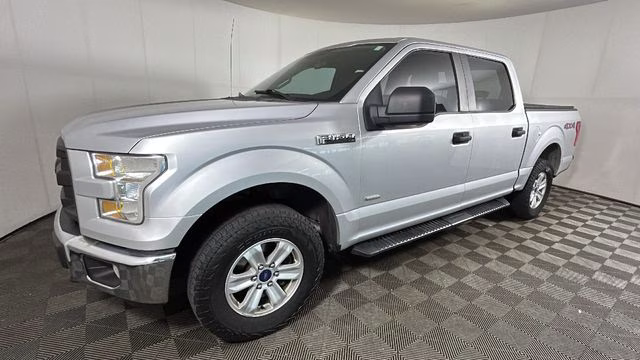 2015 Silver Ford F-150 XL 4X4 Truck