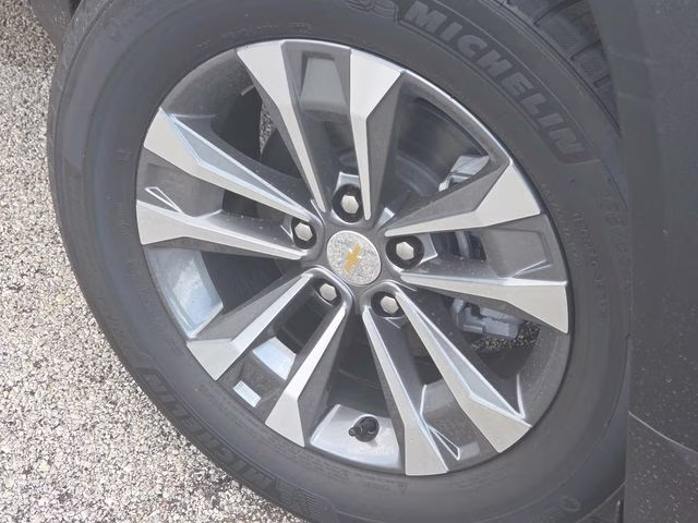 2026 Sterling Gray Metallic Chevrolet Equinox LT AWD SUV
