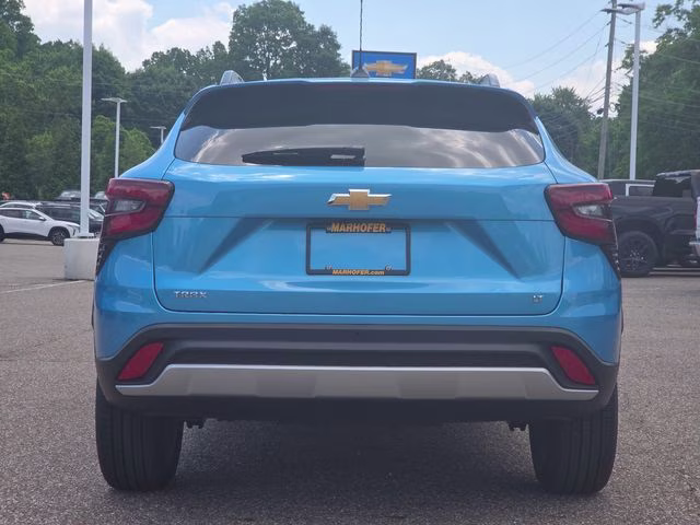 2026 Marina Blue Metallic Chevrolet Trax LT FWD SUV