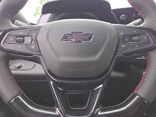 2026 Mosaic Black Metallic Chevrolet Trax 2RS FWD SUV