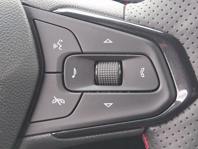 2026 Mosaic Black Metallic Chevrolet Trax 2RS FWD SUV