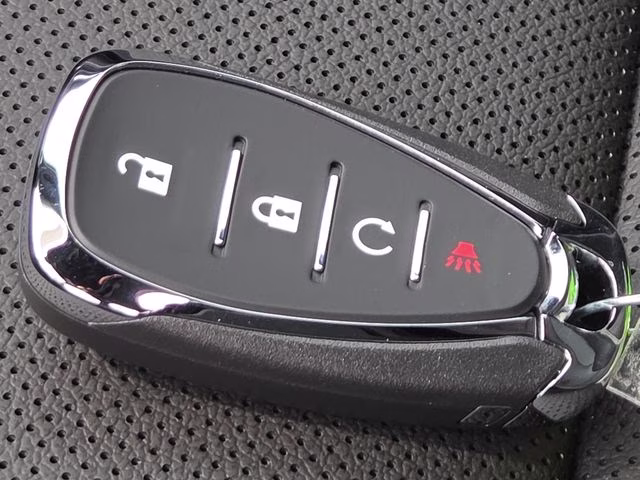 2026 Mosaic Black Metallic Chevrolet Trax 2RS FWD SUV