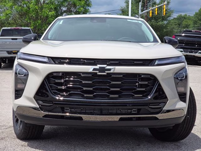 2026 White Sands Chevrolet Trax ACTIV FWD SUV