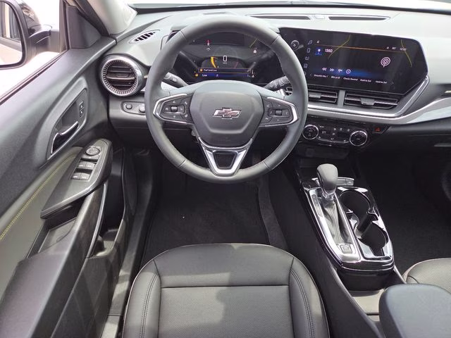 2026 White Sands Chevrolet Trax ACTIV FWD SUV