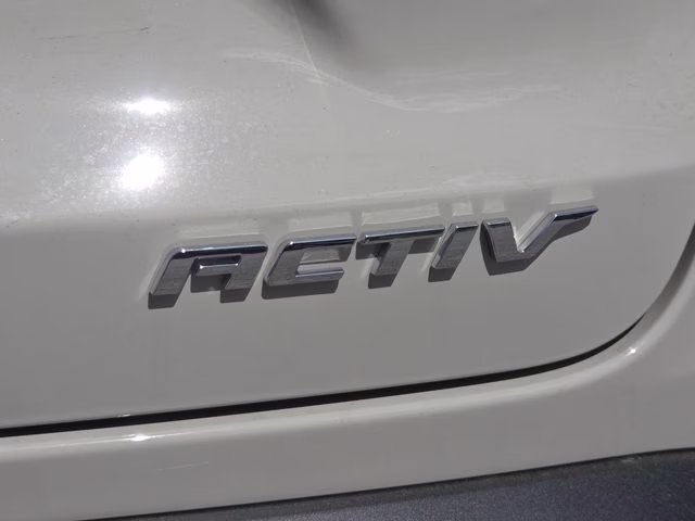 2026 White Sands Chevrolet Trax ACTIV FWD SUV