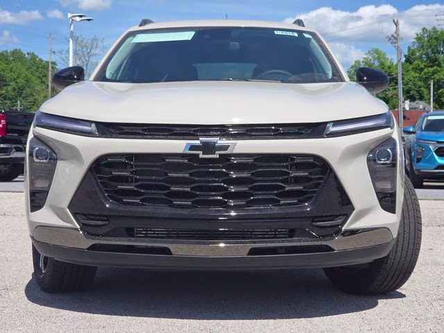 2026 White Sands Chevrolet Trax ACTIV FWD SUV
