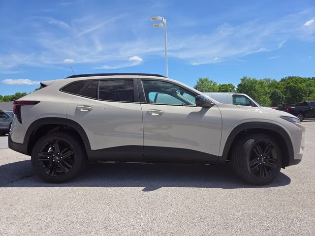 2026 White Sands Chevrolet Trax ACTIV FWD SUV