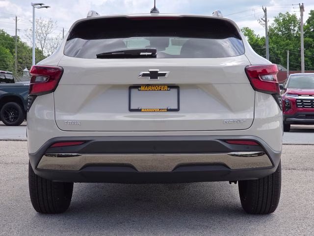 2026 White Sands Chevrolet Trax ACTIV FWD SUV