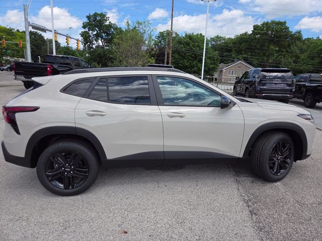 2026 White Sands Chevrolet Trax ACTIV FWD SUV