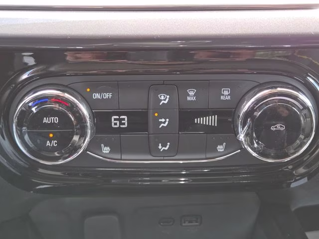 2026 White Sands Chevrolet Trax ACTIV FWD SUV