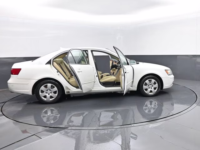2009 Powder White Pearl Hyundai Sonata GLS V6 FWD Sedan
