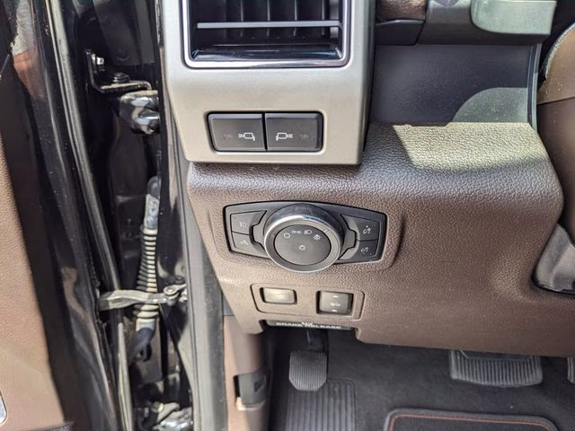 2022 Brown Ford Super Duty F-450 DRW King Ranch 4X4 Truck