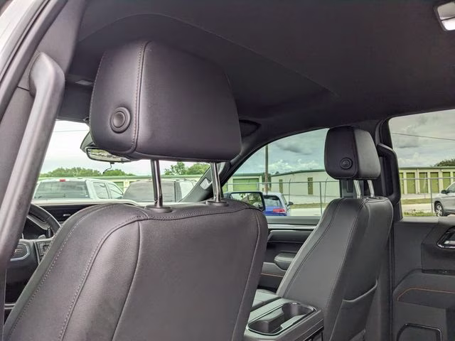 2025 Sterling Metallic GMC Sierra 1500 AT4 4X4 Truck