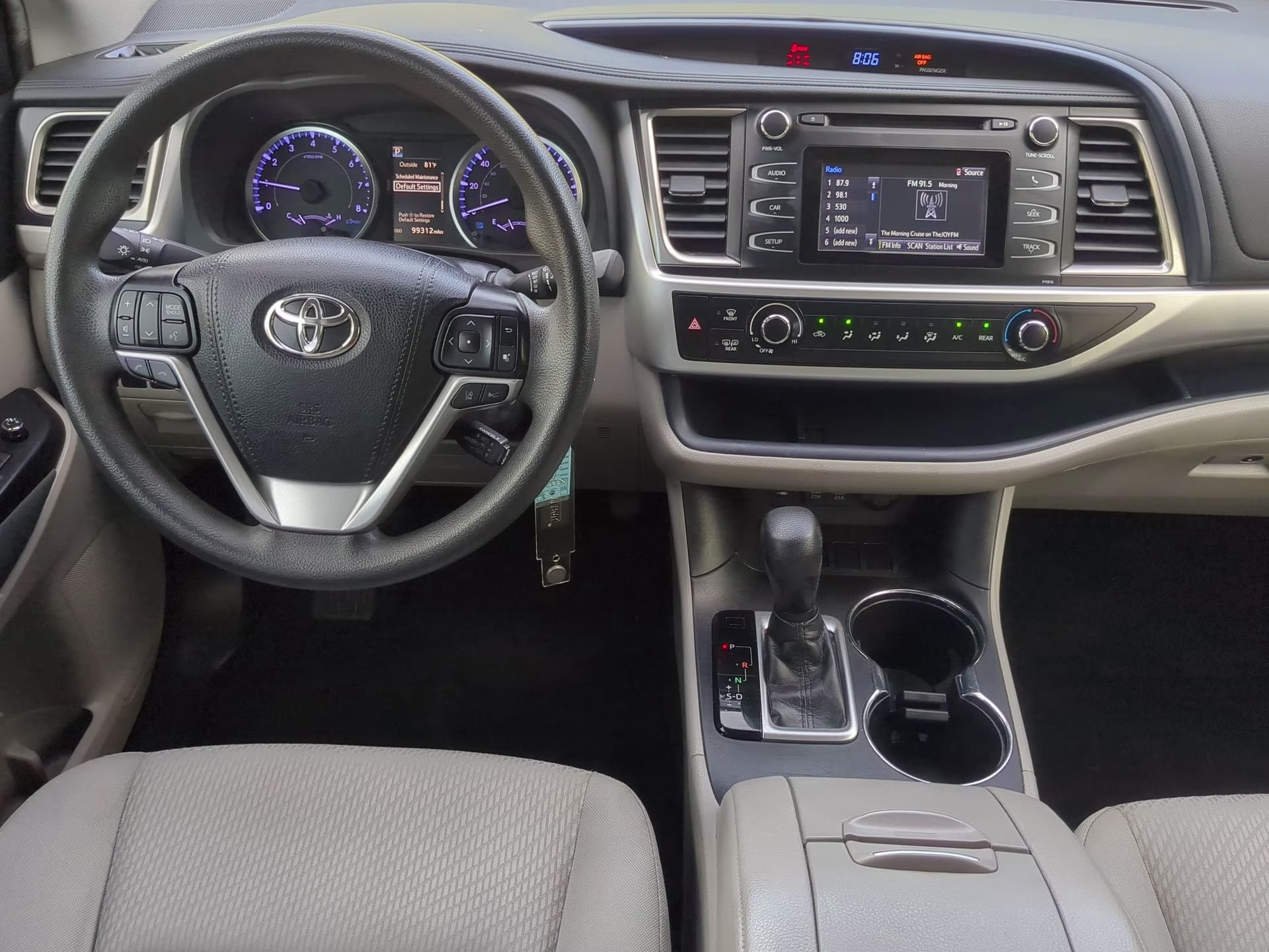 2019 Blizzard Pearl Toyota Highlander LE FWD SUV