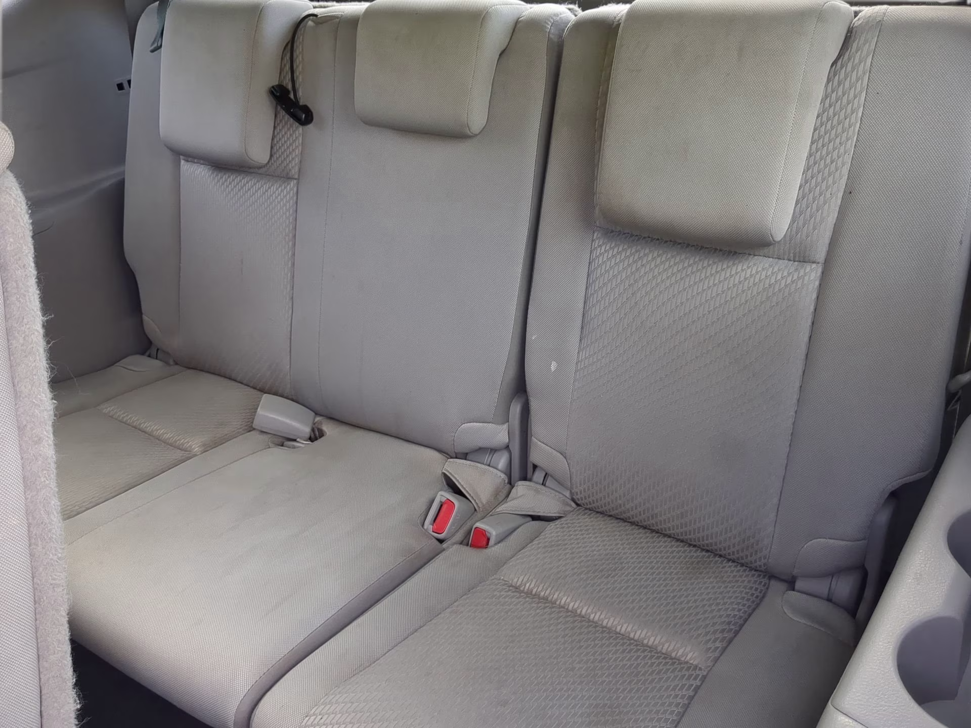2019 Blizzard Pearl Toyota Highlander LE FWD SUV