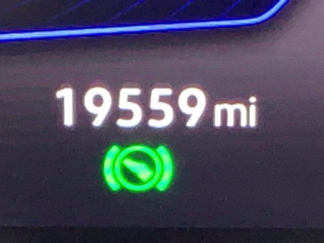 2024 Platinum Gray Metallic Volkswagen Jetta 1.5T SE FWD Sedan